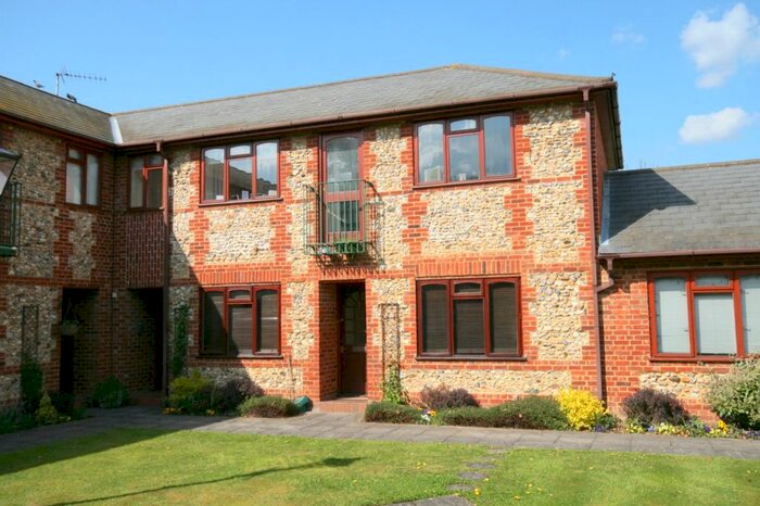 1 Bedroom Maisonette To Rent In Portland House Mews, Ashley Road, Epsom KT18