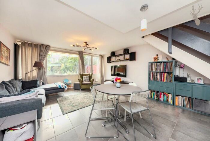 3 Bedroom Maisonette To Rent In St. Stephens Road, London, E3