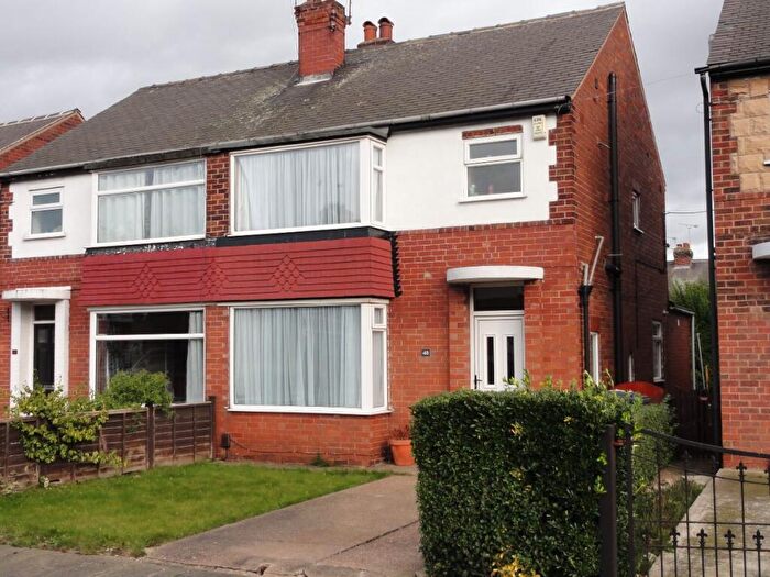 3 Bedroom Semi-Detached House To Rent In WivelsfieldRoad, DN4