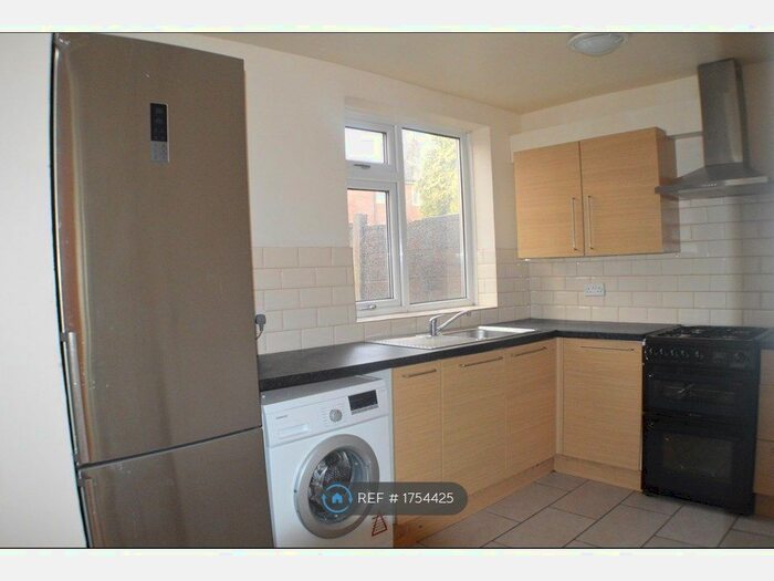 2 Bedroom Semi-Detached House To Rent In Rydal Crescent, Manchester, M27