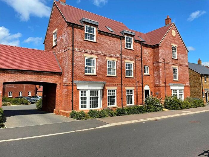 1 Bedroom Apartment To Rent In Thenford Way, Banbury, Oxfordshire, OX16