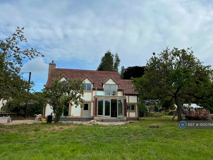 3 Bedroom Detached House To Rent In The Latchen, Longhope, GL17