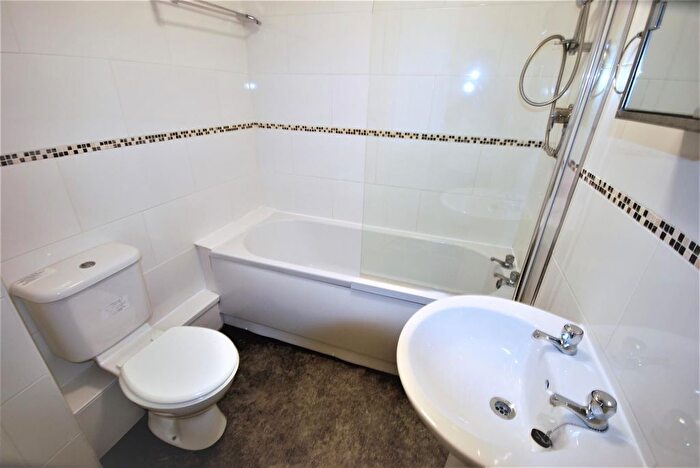 6 Bedroom Flat To Rent In Station House, Old Warwick Road, Leamington Spa, CV31