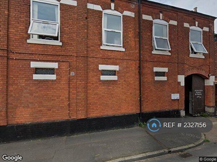 2 Bedroom Flat To Rent In St. Pauls Street West, Burton-On-Trent, DE14