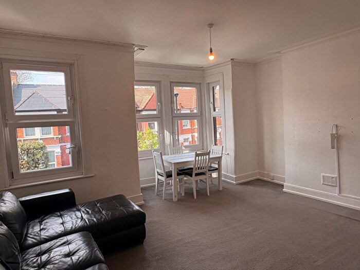 1 Bedroom Flat To Rent In Elmhurst Road, London, N17