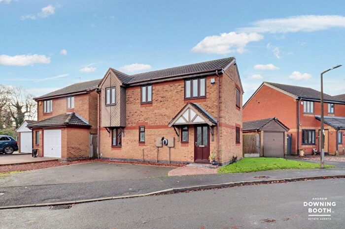 4 Bedroom Detached House For Sale In Millcroft Way, Handsacre, Rugeley, WS15