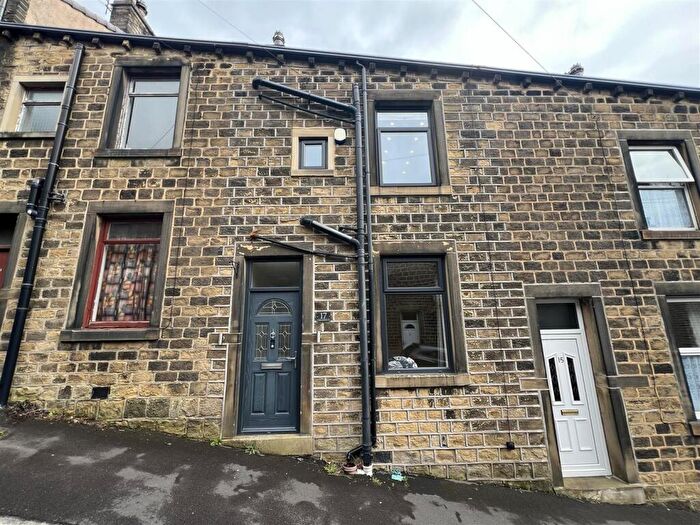 3 Bedroom Terraced House To Rent In Coronation Street, Greetland, Halifax, HX4