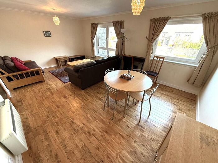 2 Bedroom Flat To Rent In Cromwell Court, Forbesfield Road, West End, Aberdeen, AB15