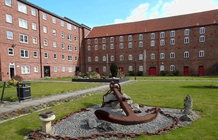 1 Bedroom Apartment To Rent In Phoenix House, High Street, HU1