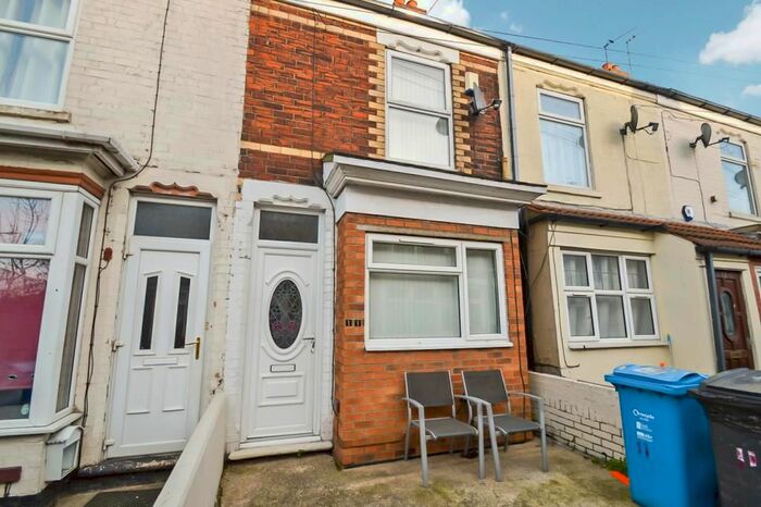 2 Bedroom Terraced House To Rent In Delhi Street, Hull, HU9