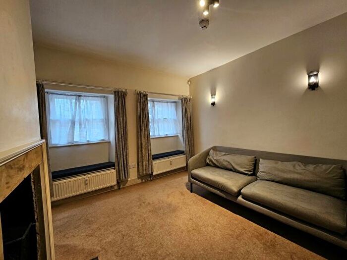 1 Bedroom Penthouse To Rent In Mill Hill Leeds, LS1