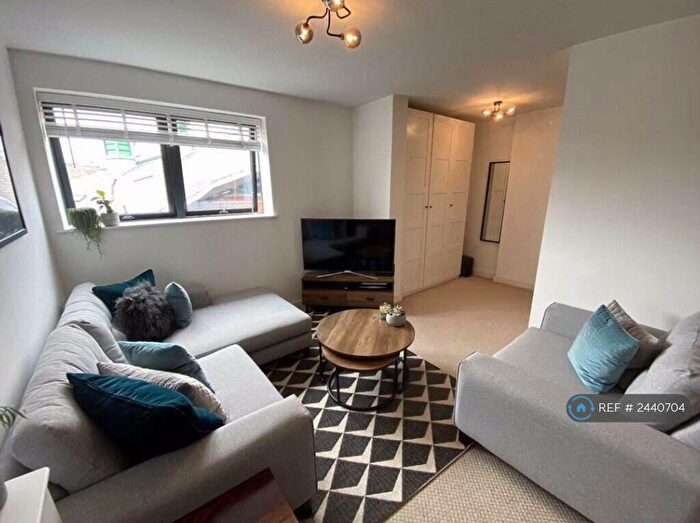 1 Bedroom Flat To Rent In Potato Wharf, Manchester, M3