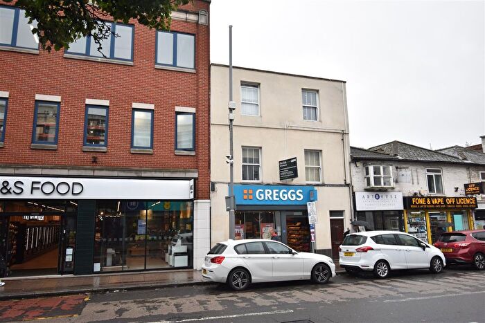 1 Bedroom Flat To Rent In Victoria Road, Surbiton, KT6