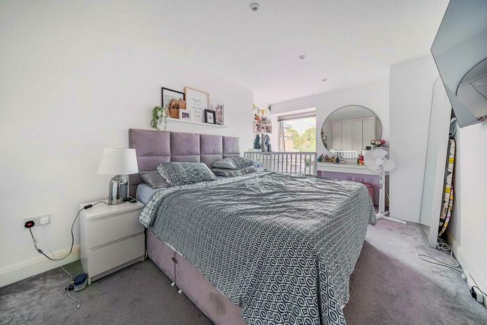 1 Bedroom Flat To Rent In Buckingham House East, Stanmore, Stanmore, HA7