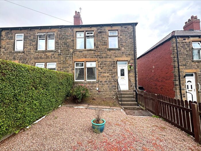 3 Bedroom Semi-Detached House To Rent In Bedford Avenue, Grange Moor, Wakefield, WF4