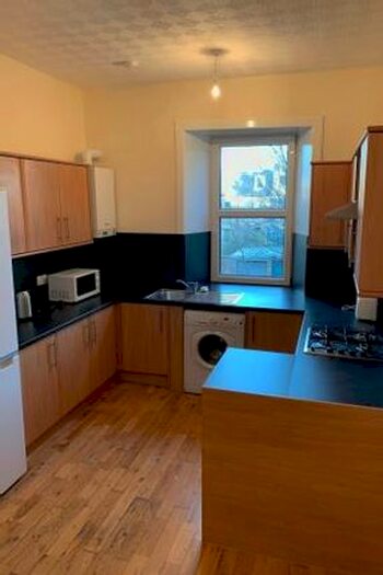 2 Bedroom Flat To Rent In Spey Terrace, Edinburgh EH7