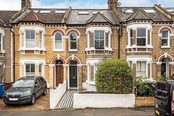 2 Bedroom Flat For Sale In Friern Road, East Dulwich, SE22
