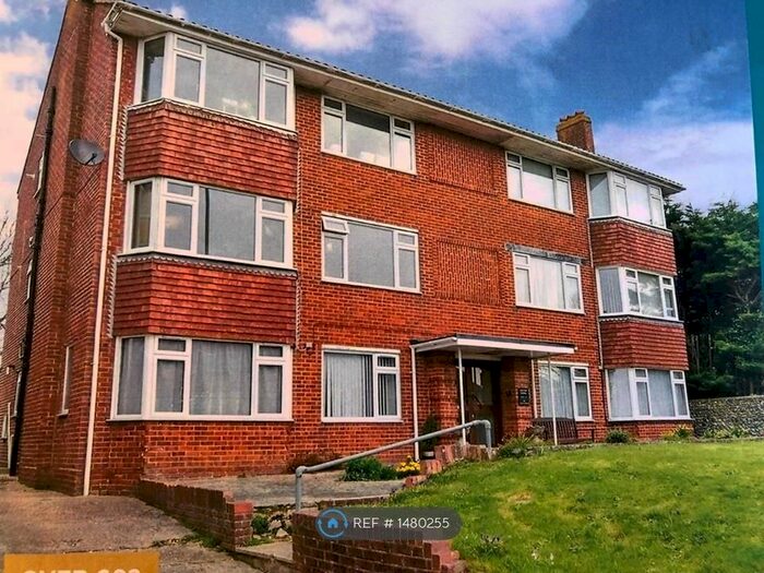 2 Bedroom Flat To Rent In Sutton Park Road, Seaford, BN25