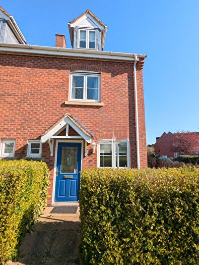 3 Bedroom Semi-Detached House To Rent In Elder Close, Witham St Hughs, LN6