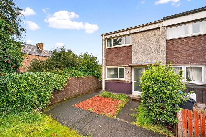 2 Bedroom End Of Terrace House For Sale In Avon Drive, Linlithgow Bridge, EH49