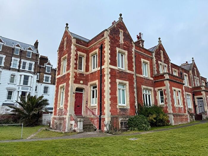 2 Bedroom Flat For Sale In Flat, Coastguard Cottages, Victoria Parade, Ramsgate, Kent, CT11
