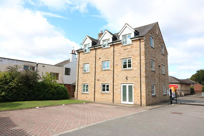 2 Bedroom Apartment For Sale In Farriers Court, Wetherby, LS22