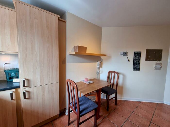 2 Bedroom Flat To Rent In Grandholm Crescent, Grandholm, Aberdeen, AB22