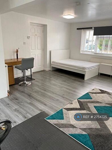 Studio To Rent In Ockelford Avenue, Chelmsford, CM1