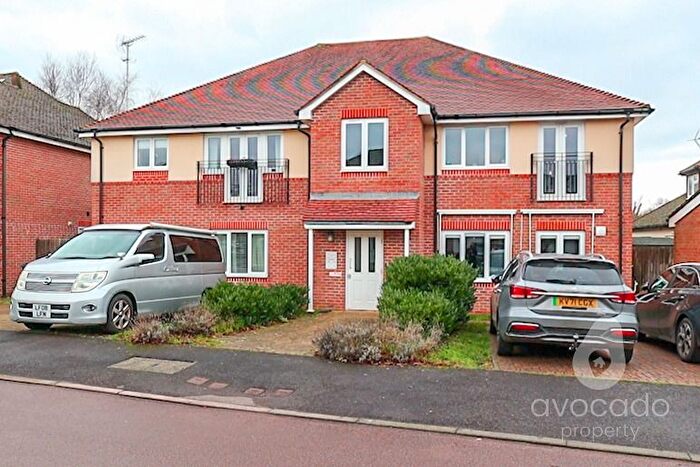 2 Bedroom Flat For Sale In Sherrard Way, Mytchett, Camberley, Surrey, GU16