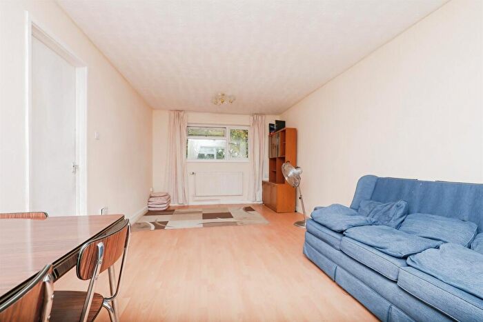 2 Bedroom Flat For Sale In Russell Street, Norwich, NR2