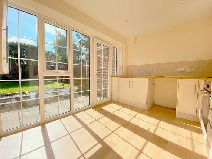 2 Bedroom Semi-Detached House For Sale In Fieldway Close, Harrogate, HG1