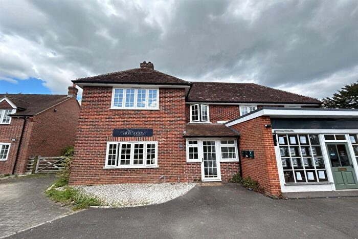 2 Bedroom Apartment To Rent In Oakley, Nr. Basingstoke Hampshire, RG23