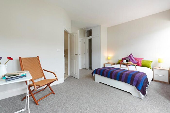 5 Bedroom House To Rent In Churchill Road, Bristol, BS4