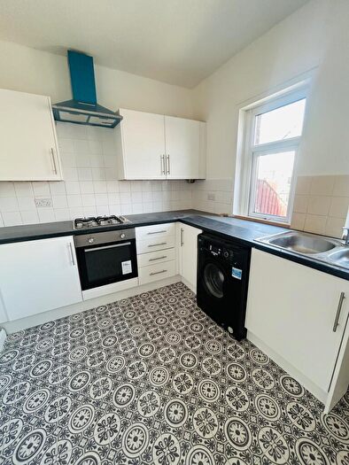 2 Bedroom End Of Terrace House To Rent In The Drive, Usworth, Washington, Sunderland, NE37