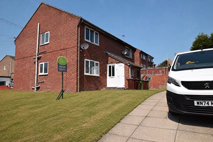 1 Bedroom Flat To Rent In Tennyson Avenue, Stanley, Wakefield, WF3