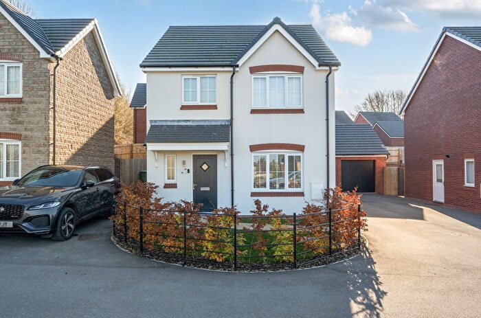 3 Bedroom Detached House For Sale In Old Bakery Road, Wroughton, Swindon, SN4