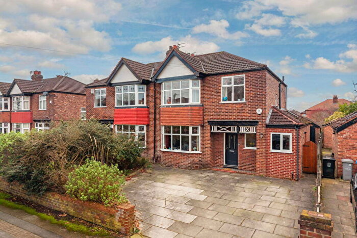 3 Bedroom Semi Detached House For Sale In Brookside Road, Sale, M33