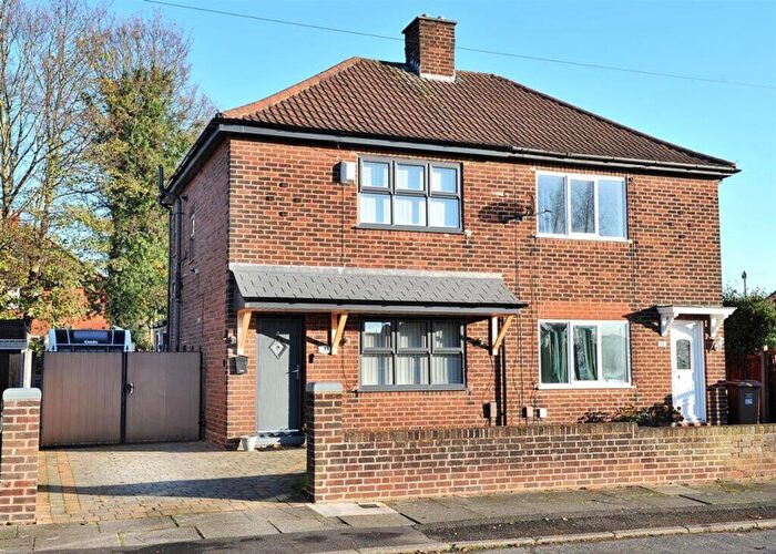 2 Bedroom Semi Detached House For Sale In Warwick Road, Cadishead, M44
