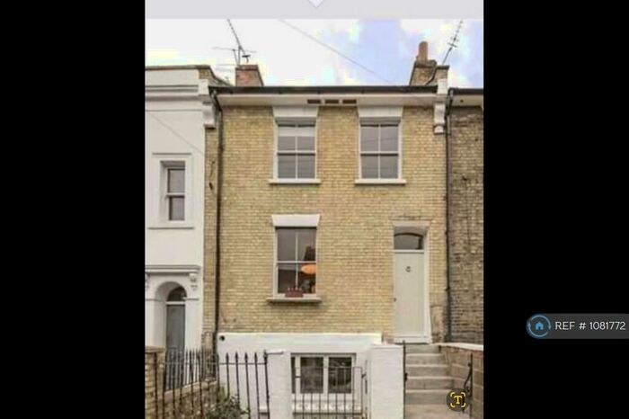 3 Bedroom Terraced House To Rent In Spencer Rise, London, NW5