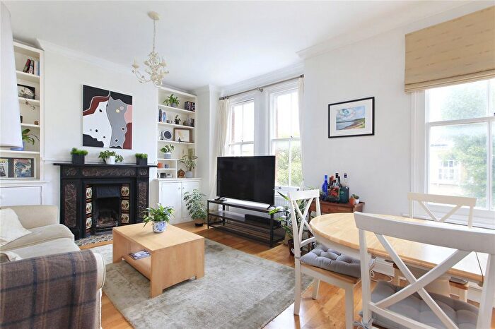 2 Bedroom Flat For Sale In Prairie Street, Diamond Conservation Area, SW8