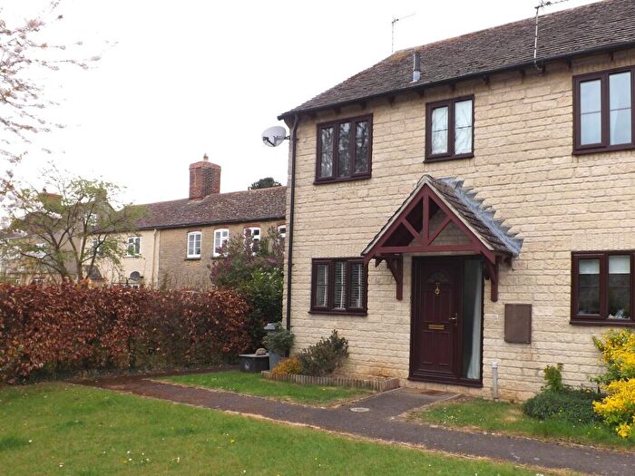 3 Bedroom House To Rent In Blackditch, Stanton Harcourt, OX29