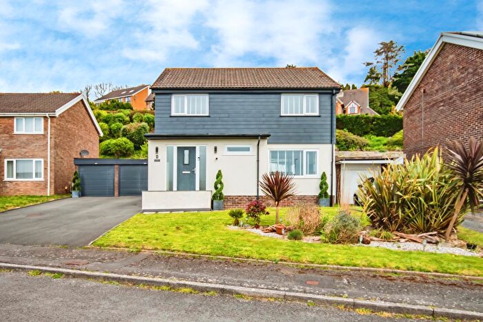 4 Bedroom Detached House For Sale In Mumbles Head Park, Pembrey, Burry Port, Carmarthenshire, SA16