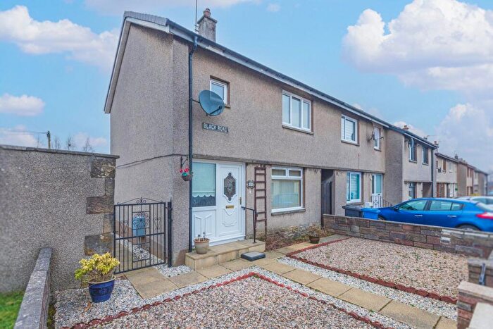 2 Bedroom Semi-Detached Villa For Sale In Black Road, Kelty, KY4