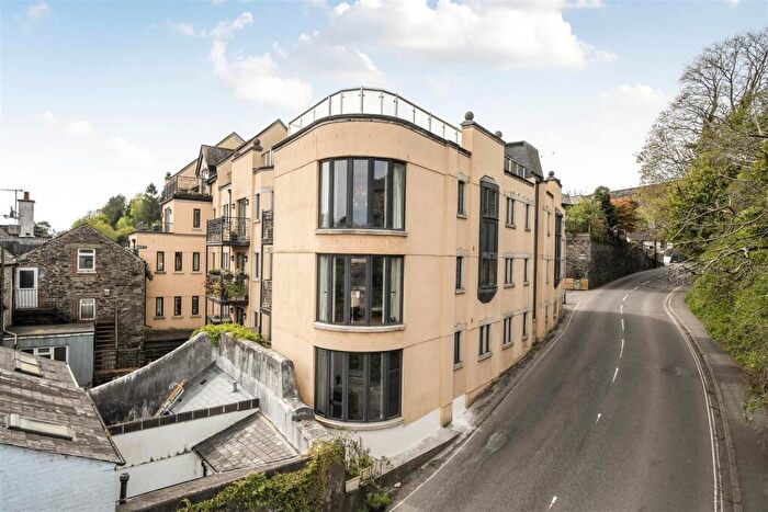 2 Bedroom Apartment For Sale In Abbey Court, Tavistock, PL19