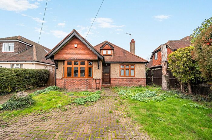 3 Bedroom Detached House For Sale In New Road, Holyport, Maidenhead, SL6
