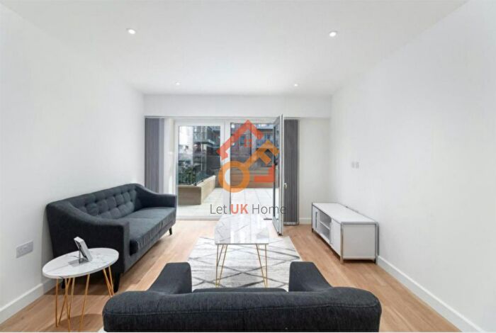2 Bedroom Flat To Rent In Fairbank House, Beaufort Square, London, NW9