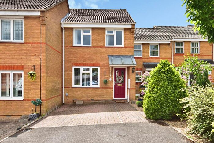 3 Bedroom Terraced House For Sale In Stadler Close, Allington, Maidstone, Kent, ME16