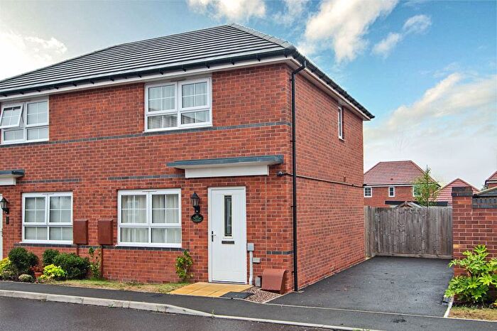 2 Bedroom Semi-detached House For Sale In Goring Drive, Fradley, Lichfield, WS13