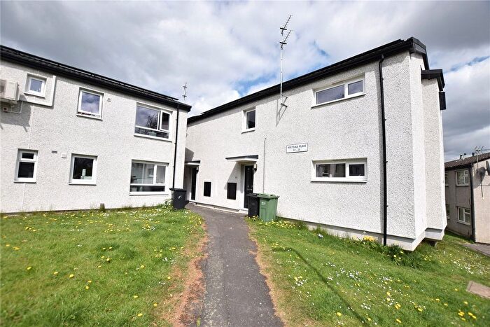 1 Bedroom Flat To Rent In Holtdale Place, Holt Park, Leeds, LS16