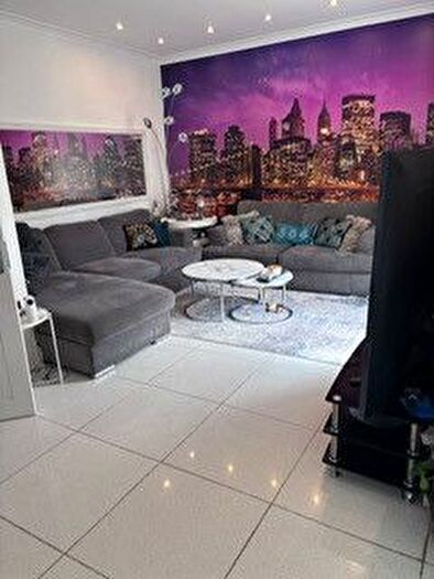 5 Bedroom Terraced House To Rent In Vaughan Gardens, Ilford, Essex, IG1